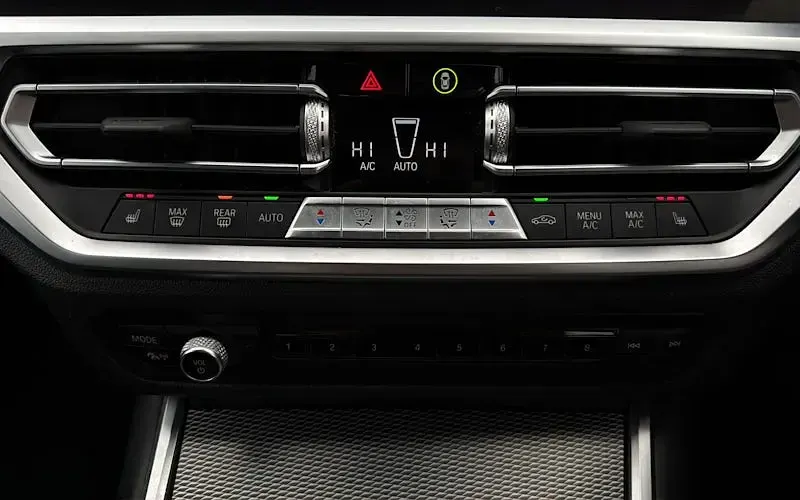 Used BMW 330e M Sport 292 HP (214 kW) 2022 Blue Sedan