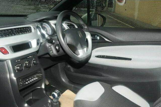 Used Citroën DS3 95 HP (69 kW) 2011 Hatchback