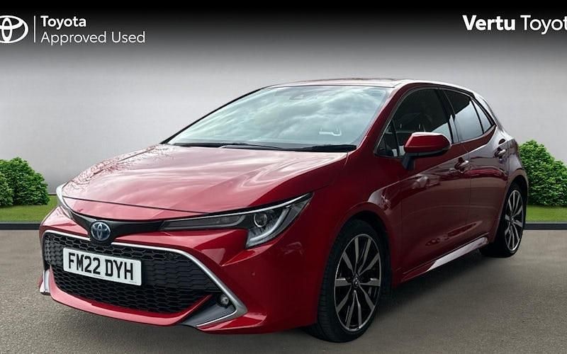 Used Toyota Corolla 184 HP (135 kW) 2022 Red Hatchback
