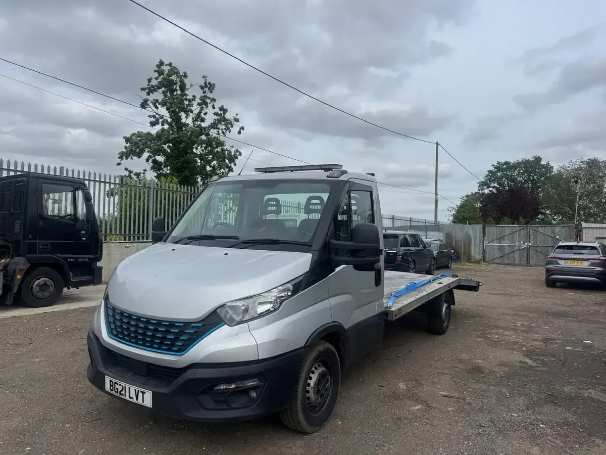 Used Iveco Daily 134 HP (98 kW) 2021 Grey Cabriolet