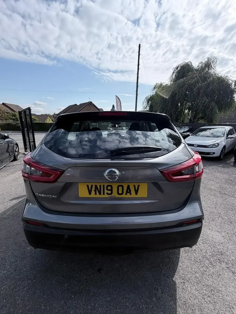 Used Nissan Qashqai Acenta Premium 2019 Grey SUV