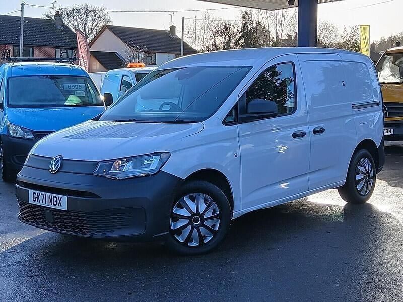 Used VW Caddy 102 HP (75 kW) 2021 White MPV