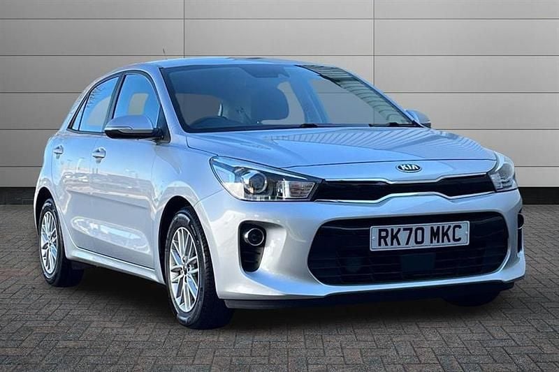 Used Kia Rio 83 HP (61 kW) 2020 Silver Hatchback