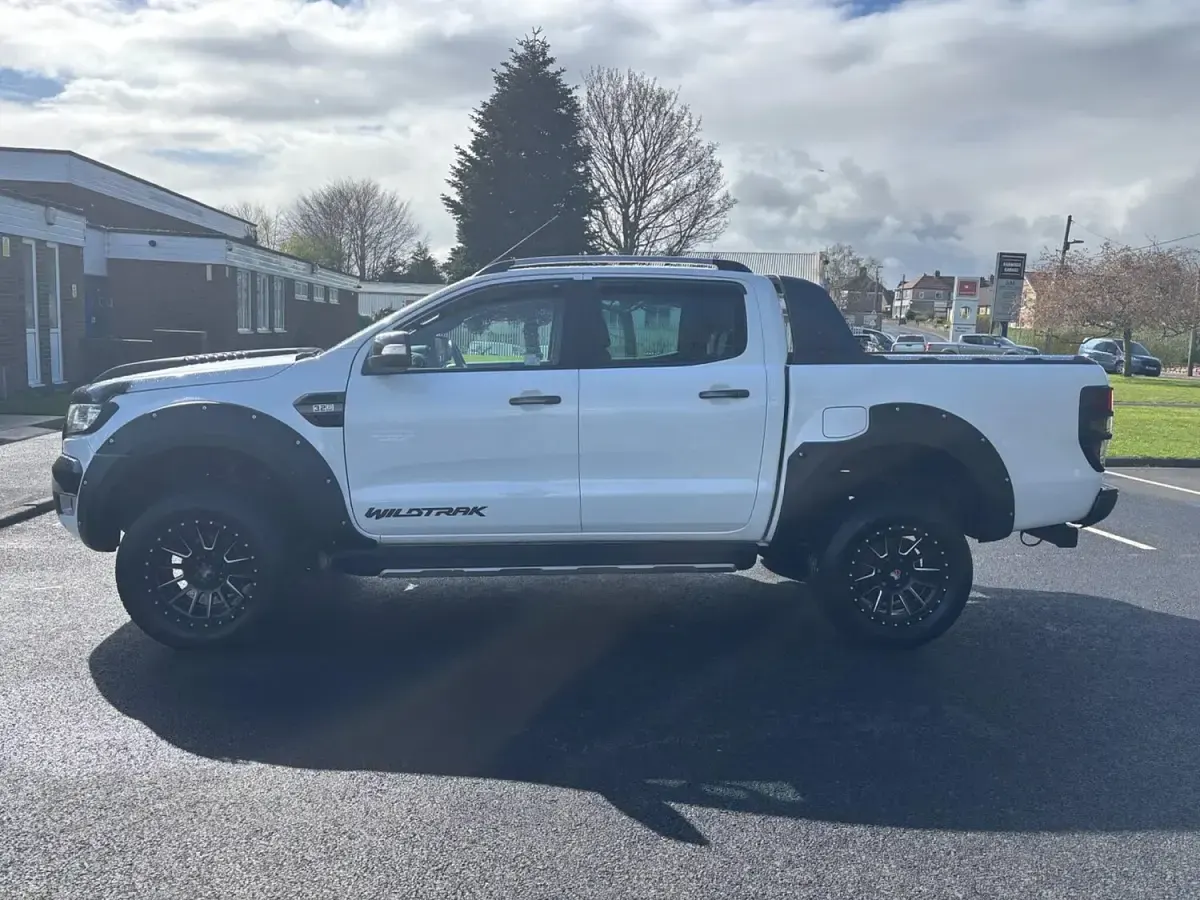 Used Ford Ranger Wildtrack 200 HP (147 kW) 2018 White Pickup