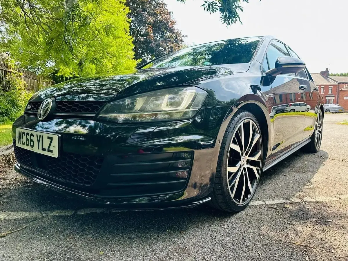 Used VW Golf VII GTD 2016 Black Hatchback