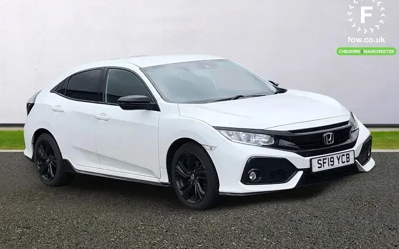 Used Honda Civic Dynamic 126 HP (92 kW) 2019 Hatchback