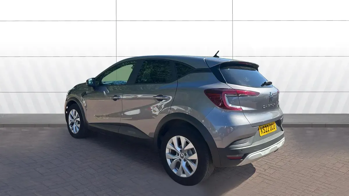 Used Renault Captur Iconic 91 HP (66 kW) 2022 Grey SUV