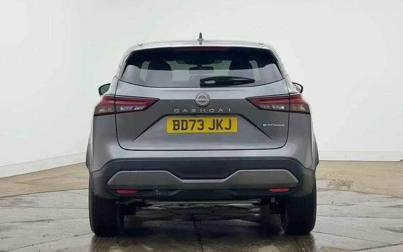 Used Nissan Qashqai N-Connecta 190 HP (139 kW) 2023 Grey SUV