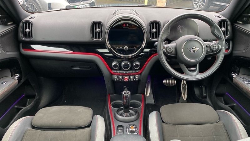 Used Mini John Cooper Works Countryman 302 HP (222 kW) 2021 Green SUV