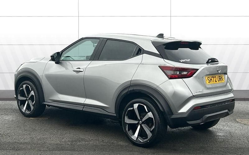 Used Nissan Juke Tekna 114 HP (83 kW) 2022 Silver SUV