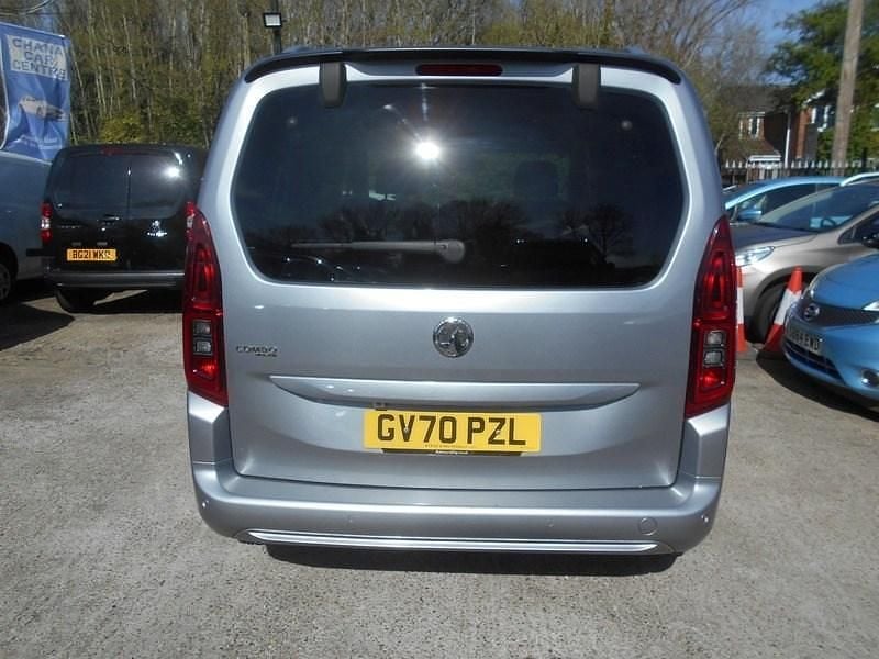 Used Vauxhall Combo Elite 130 HP (95 kW) 2020 Grey MPV