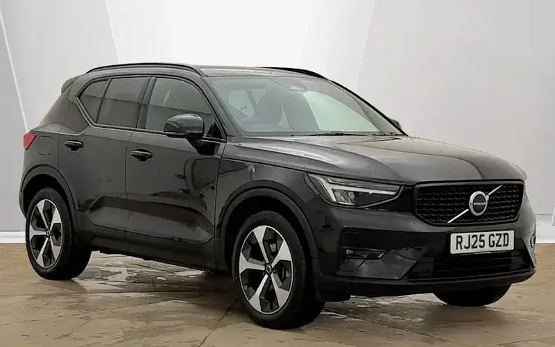 Used Volvo XC40 Plus 197 HP (144 kW) 2025 SUV