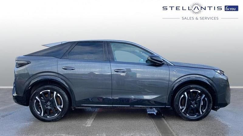 Used Peugeot e-3008 GT 152 kW (207 HP) 2025 Grey SUV