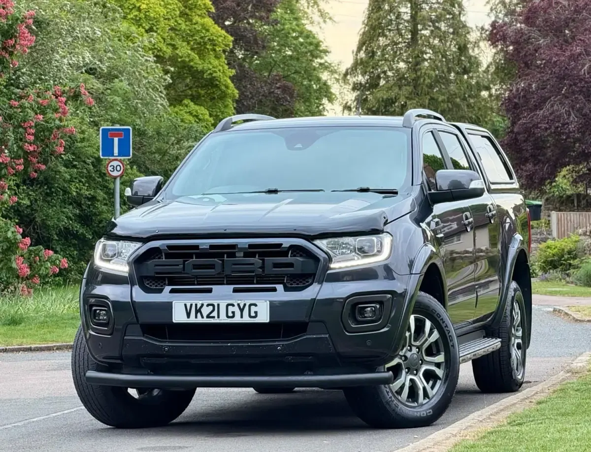 Begagnad Ford Ranger Wildtrack 210 HK (154 kW) 2021 Grå Pickup