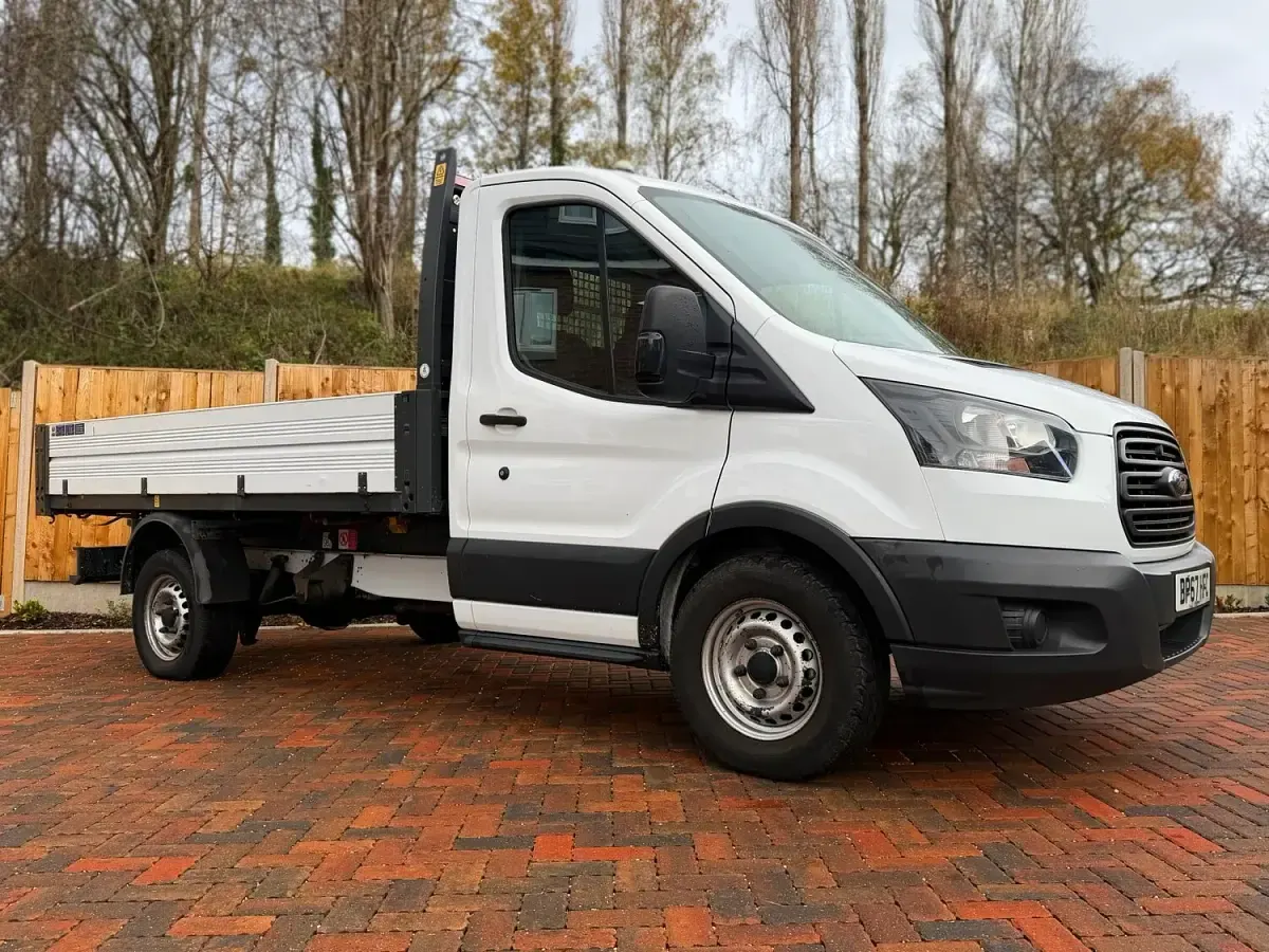 Used Ford Transit 130 HP (95 kW) 2017 White Cabriolet