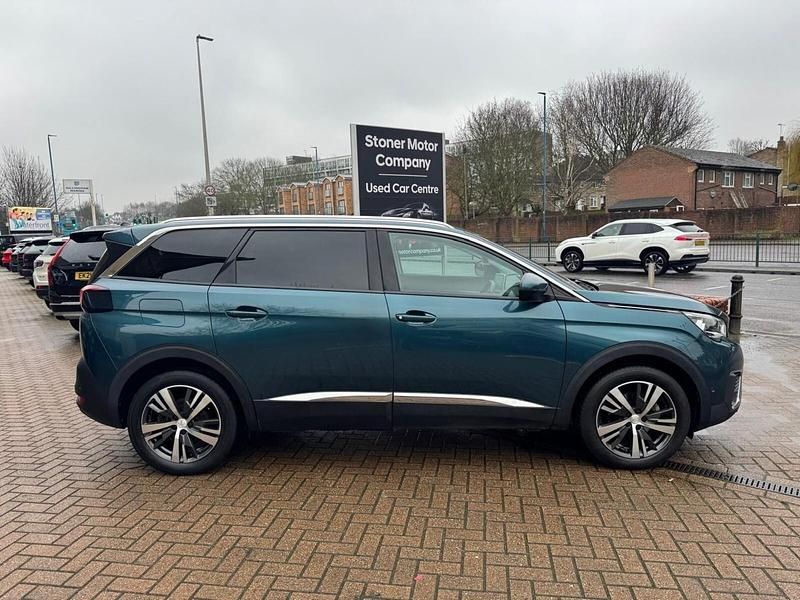 Used Peugeot 5008 Allure 2019 Green Hatchback