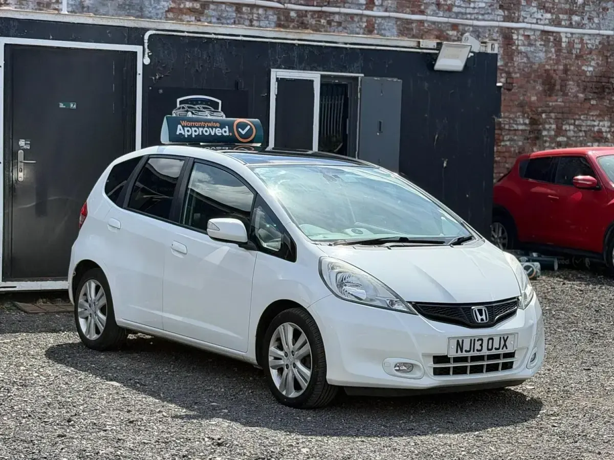 Used Honda Jazz EX 2013 White Hatchback