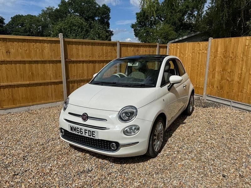 White Used 2016 Fiat 500 Lounge Hatchback | £5,250 (Fair price) - Image 1/4