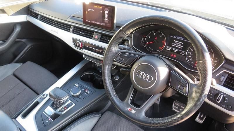 Used Audi A4 S-Line 190 HP (139 kW) 2017 Black Sedan