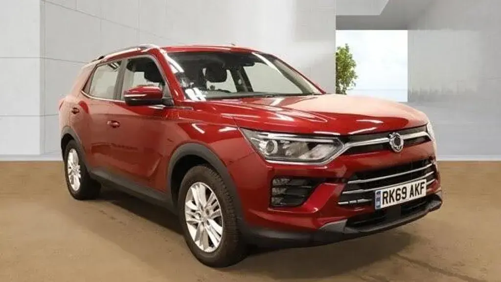 Used SsangYong Korando 136 HP (100 kW) 2019 Red SUV