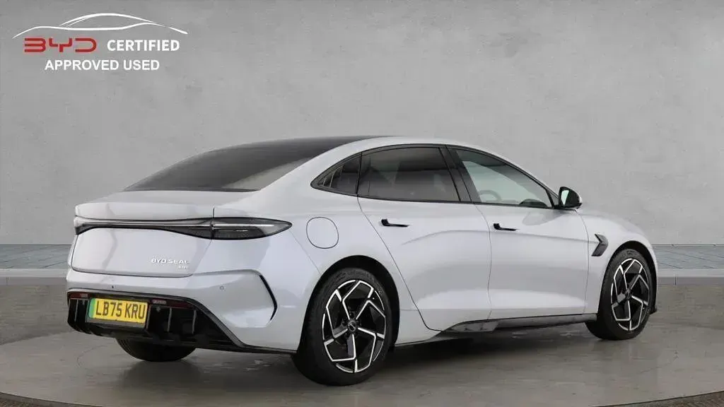 Used BYD Seal 389 kW (530 HP) 2025 Grey Sedan