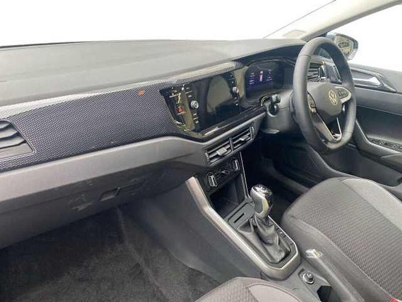 New VW Polo 95 HP (69 kW) 2025 Hatchback