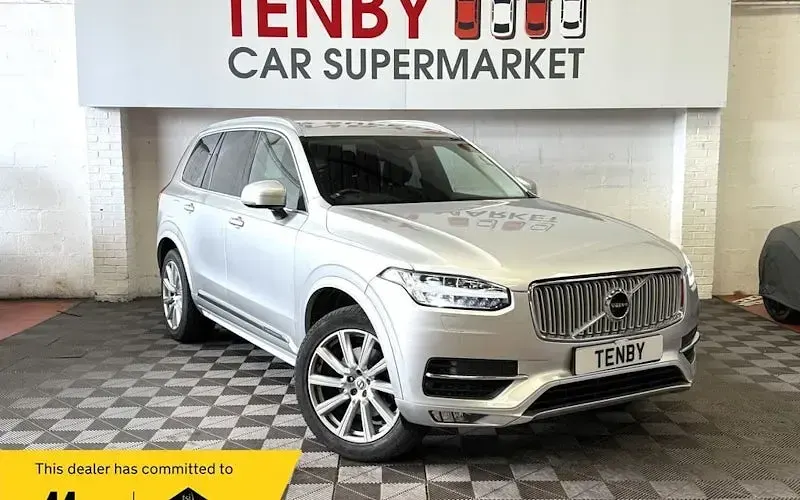 Used Volvo XC90 Inscription 225 HP (165 kW) 2015 SUV