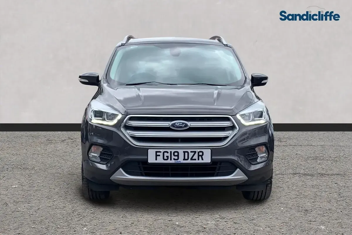 Used Ford Kuga Titanium 150 HP (110 kW) 2019 Grey SUV