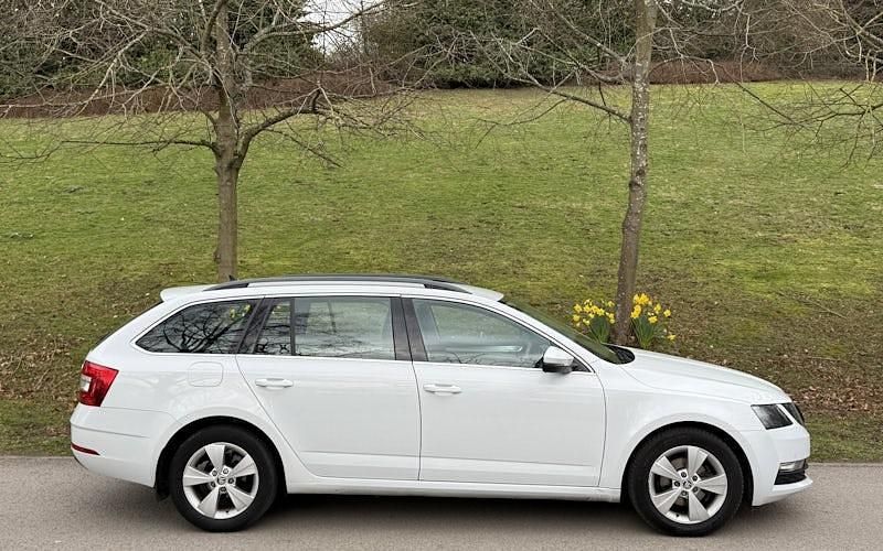 Used Skoda Octavia SE Technology 116 HP (85 kW) 2020 Estate