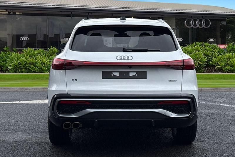 New Audi Q5 S-Line 204 HP (150 kW) 2026 White SUV