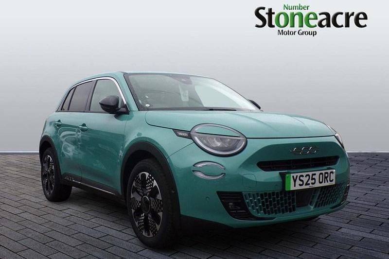 New 2025 Fiat 600E La Prima SUV | £24,995 (Fair price) - Image 1/1