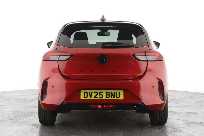 Second-hand Vauxhall Corsa Ultimate 99 CP (72 kW) 2025 Roșu Hatchback