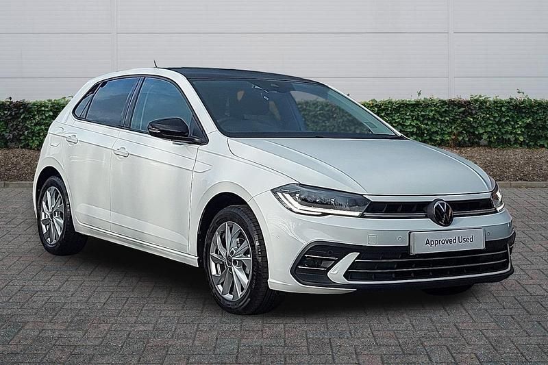 Used VW Polo Style 95 HP (69 kW) 2023 White Hatchback