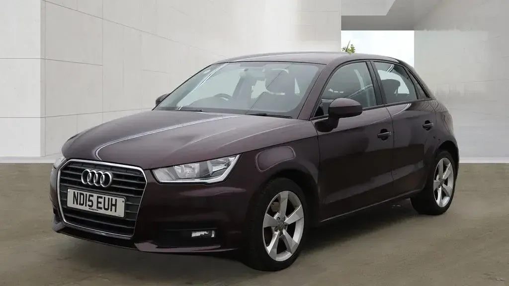 Used Audi A1 Sport 116 HP (85 kW) 2015 Red Hatchback
