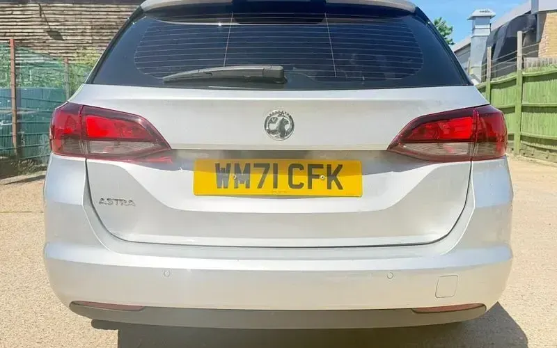 Used Vauxhall Astra Business Edition 131 HP (96 kW) 2021 Silver Estate