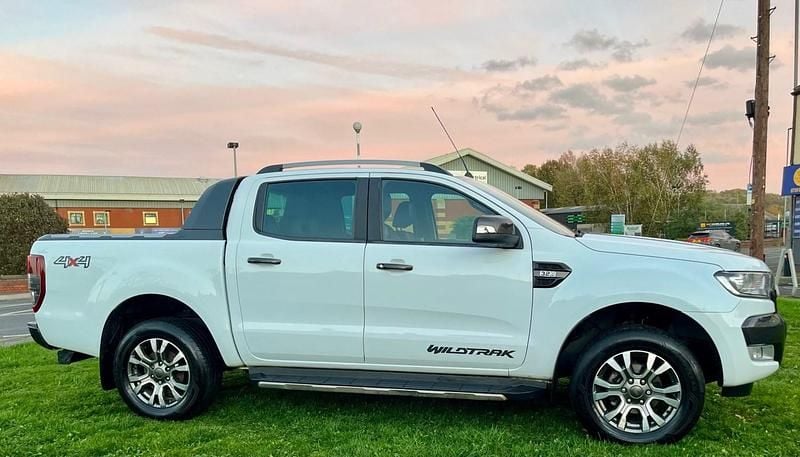 White Used 2016 Ford Ranger Wildtrack Pickup | £9,450 (Good price) - Image 1/4
