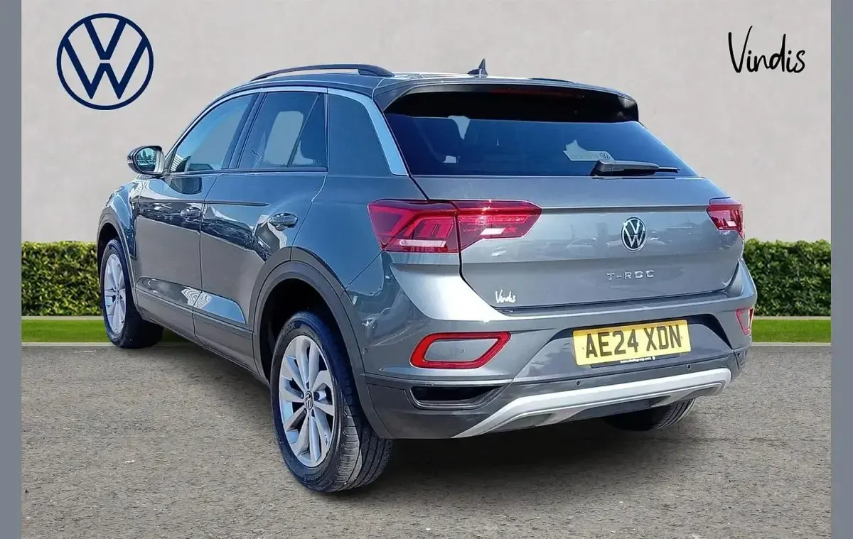 Used VW T-Roc Match 150 HP (110 kW) 2024 Grey SUV