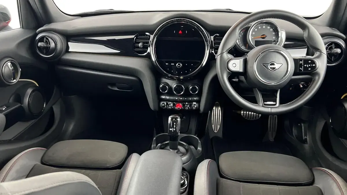 Used Mini Cooper Sport 136 HP (100 kW) 2022 Red Hatchback