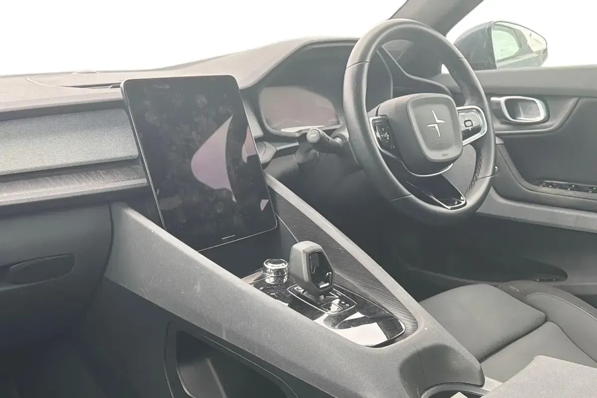 Used Polestar 2 Pilot 300 kW (408 HP) 2020 Blue Hatchback