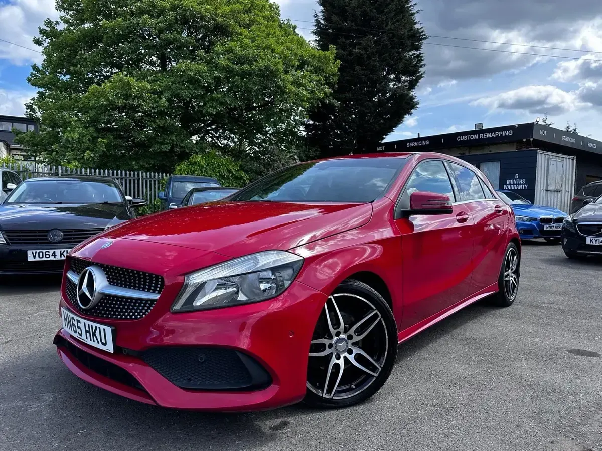 Used Mercedes A180 AMG line 2015 Red Hatchback