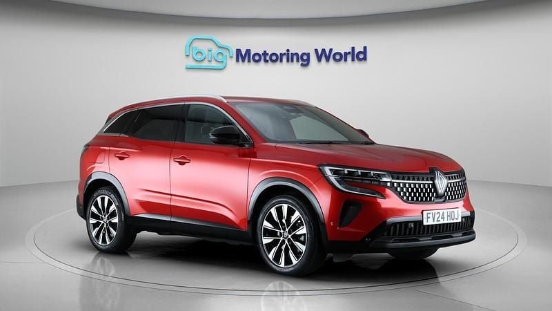 Red Used 2024 Renault Austral Techno SUV | £22,200 (Good price) - Image 1/2