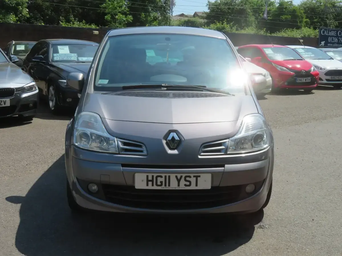 Used Renault Grand Modus Dynamique 2011 Grey MPV