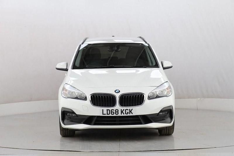 Used BMW 218 2018 White MPV