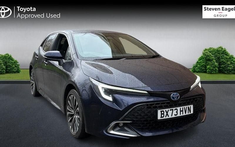 Usado Toyota Corolla Design 196 HP (144 kW) 2025 Citadino