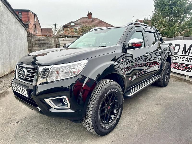 Used Nissan Navara 190 HP (139 kW) 2019 Black Pickup