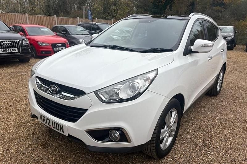 White Used 2012 Hyundai ix35 Premium SUV | £4,250 (Good price) - Image 1/1