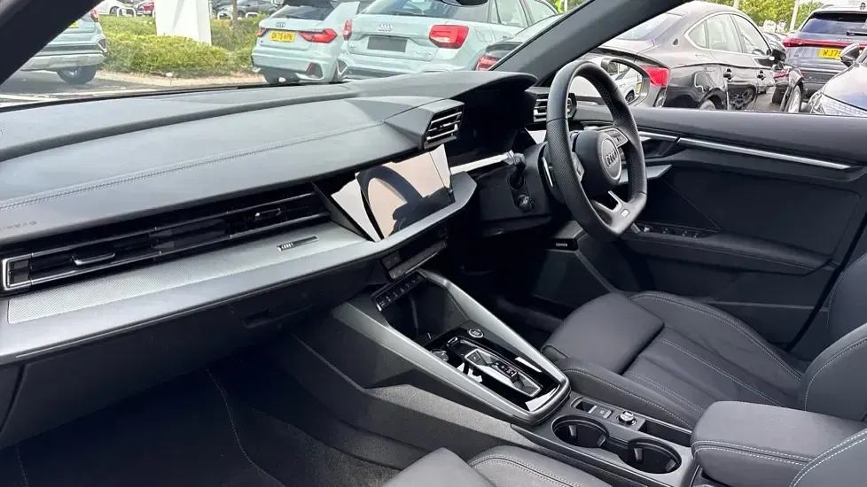 Used Audi A3 S-Line 150 HP (110 kW) 2025 White