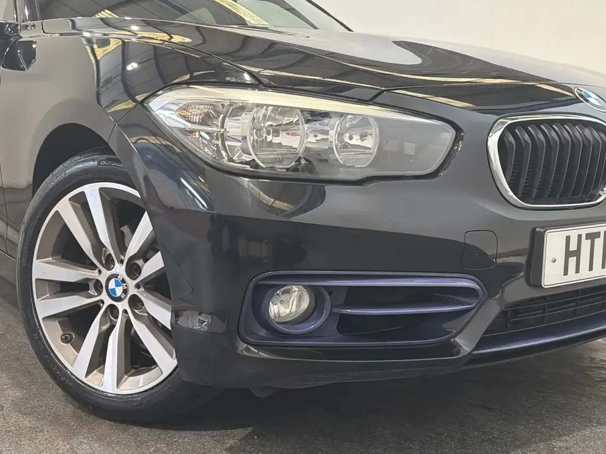 Used BMW 118 Sport Line 2016 Black Hatchback