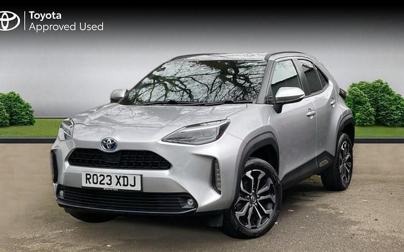 Used Toyota Yaris Hybrid Design 116 HP (85 kW) 2026 Estate