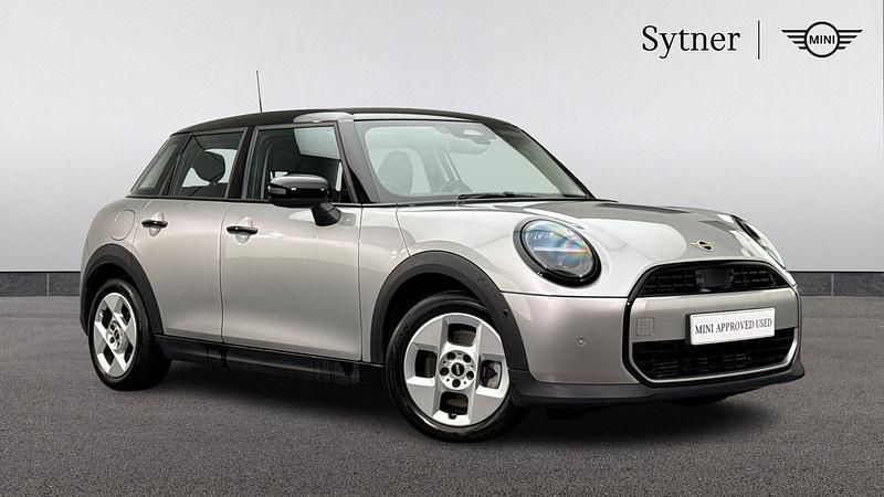 Silver Used 2025 Mini Cooper Hatch Hatchback | £24,000 (Fair price) - Image 1/4
